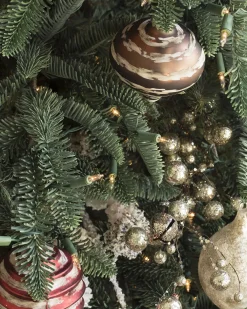 Hot BH Noble Fir® Trees 7 - 7.5 Feet|Pre-Lit
