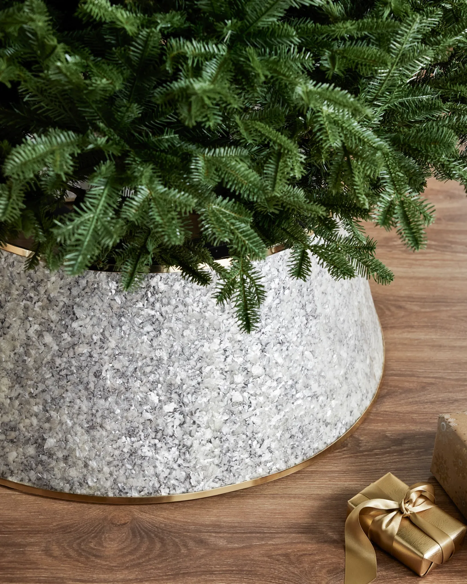Hot Crystallized Capiz Tree Collar Skirts & Collars