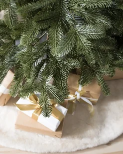 Discount European Fir Trees 7 - 7.5 Feet|Under 6 Feet