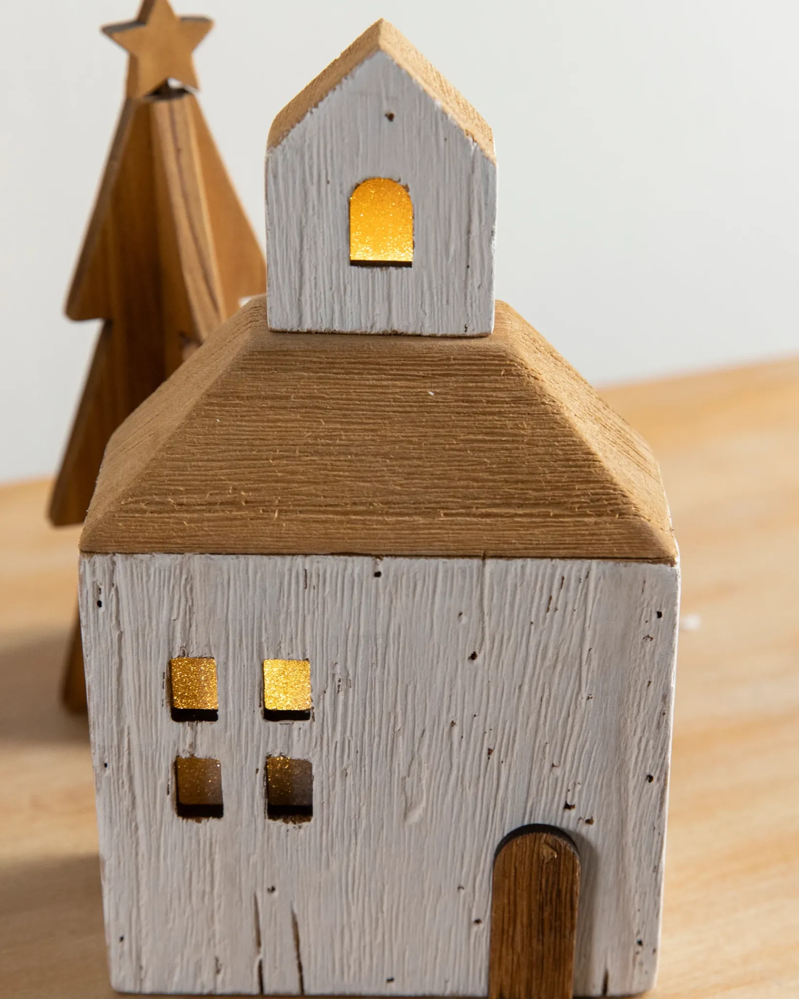 New Farmhouse Lit Wood Villages Decorative Accents