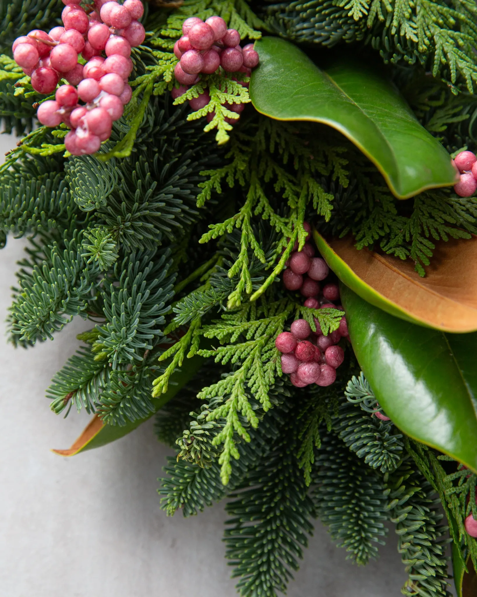 Outlet Fresh Cedar Pepperberry Lane Foliage 18 - 24 Inch