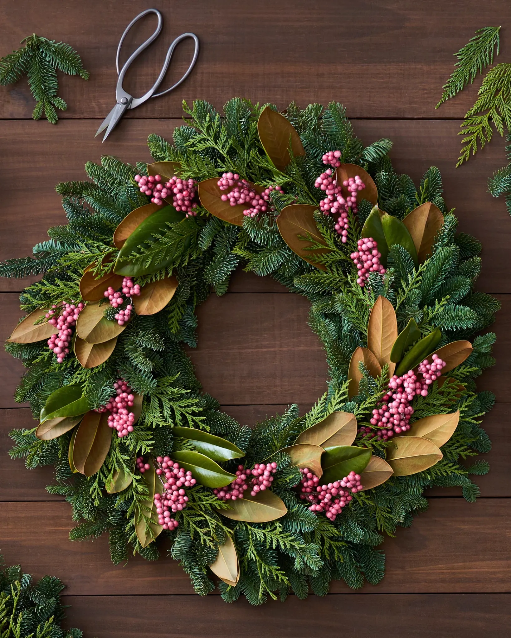Outlet Fresh Cedar Pepperberry Lane Foliage 18 - 24 Inch