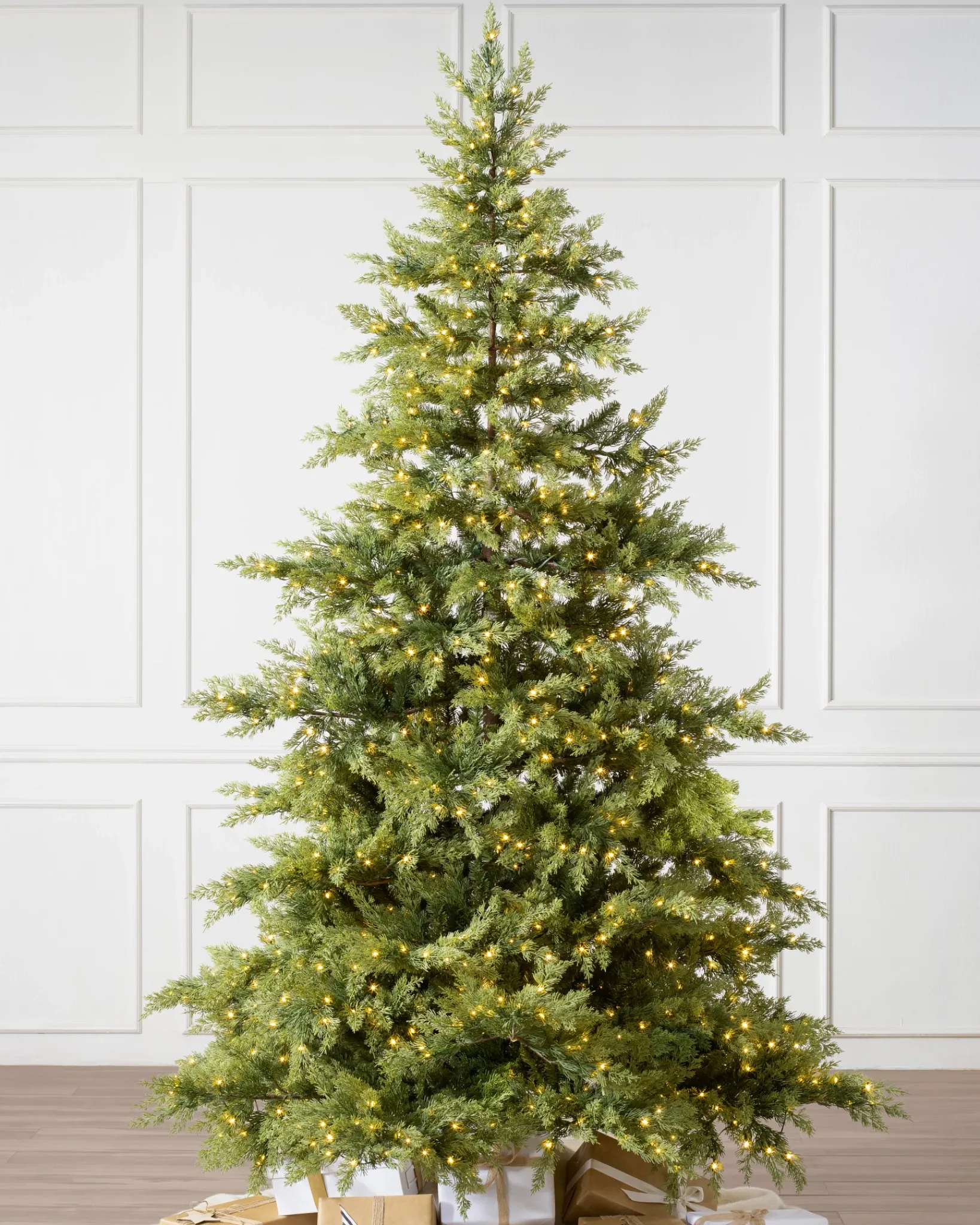 Grand Canyon Cedar® Trees 7 - 7.5 Feet|Pre-Lit