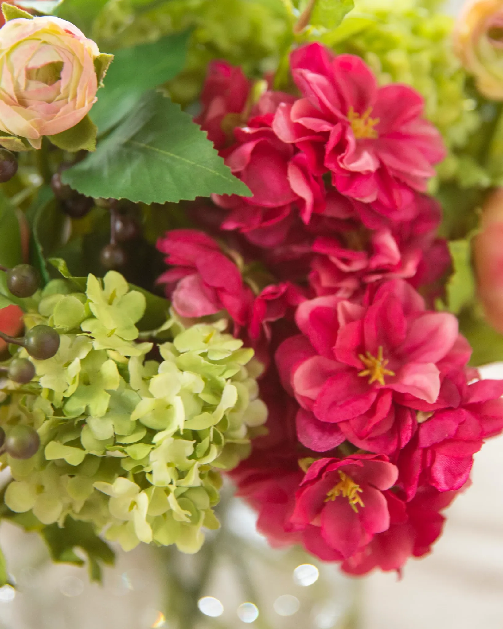 Sale Hydrangea & Ranunculus Flower Foliage Flower Arrangements