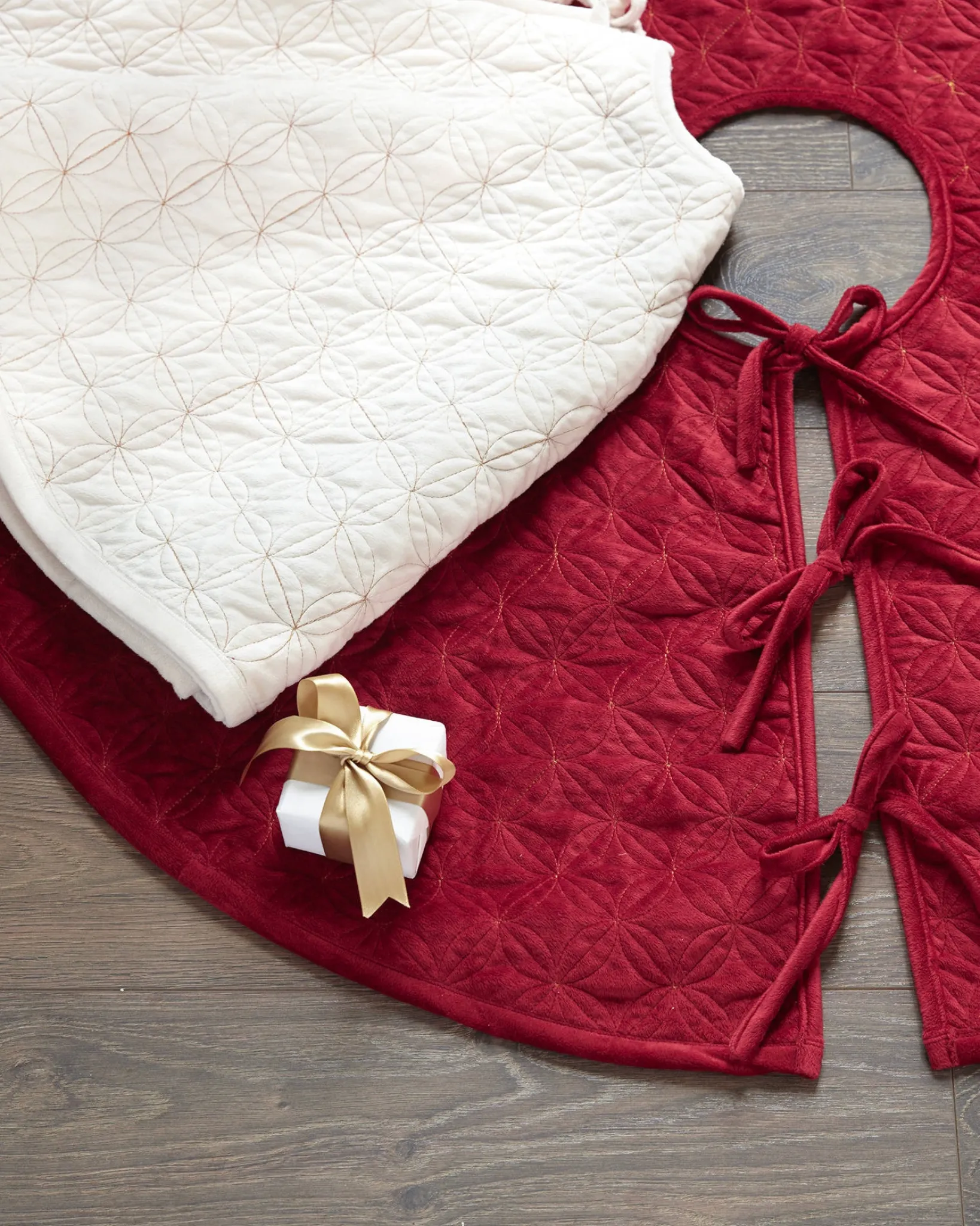 Outlet Lancaster Quilted Tree Skirts Skirts & Collars|Personalized Christmas Décor