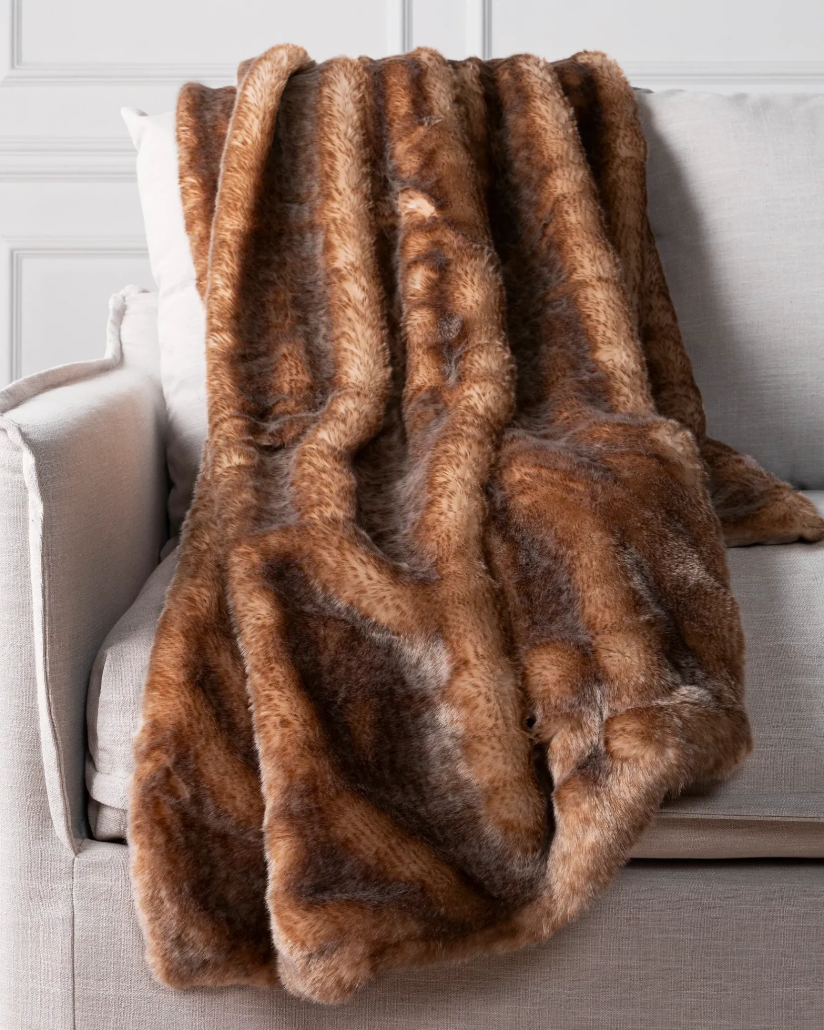 Clearance Lodge Faux Fur Throws Pillows & Throws|Gifts For Christmas