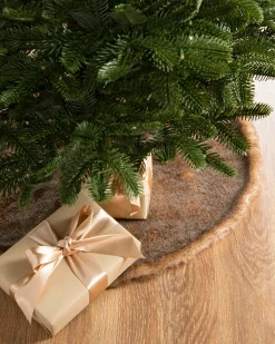 New Lodge Faux Fur Tree Skirts Skirts & Collars