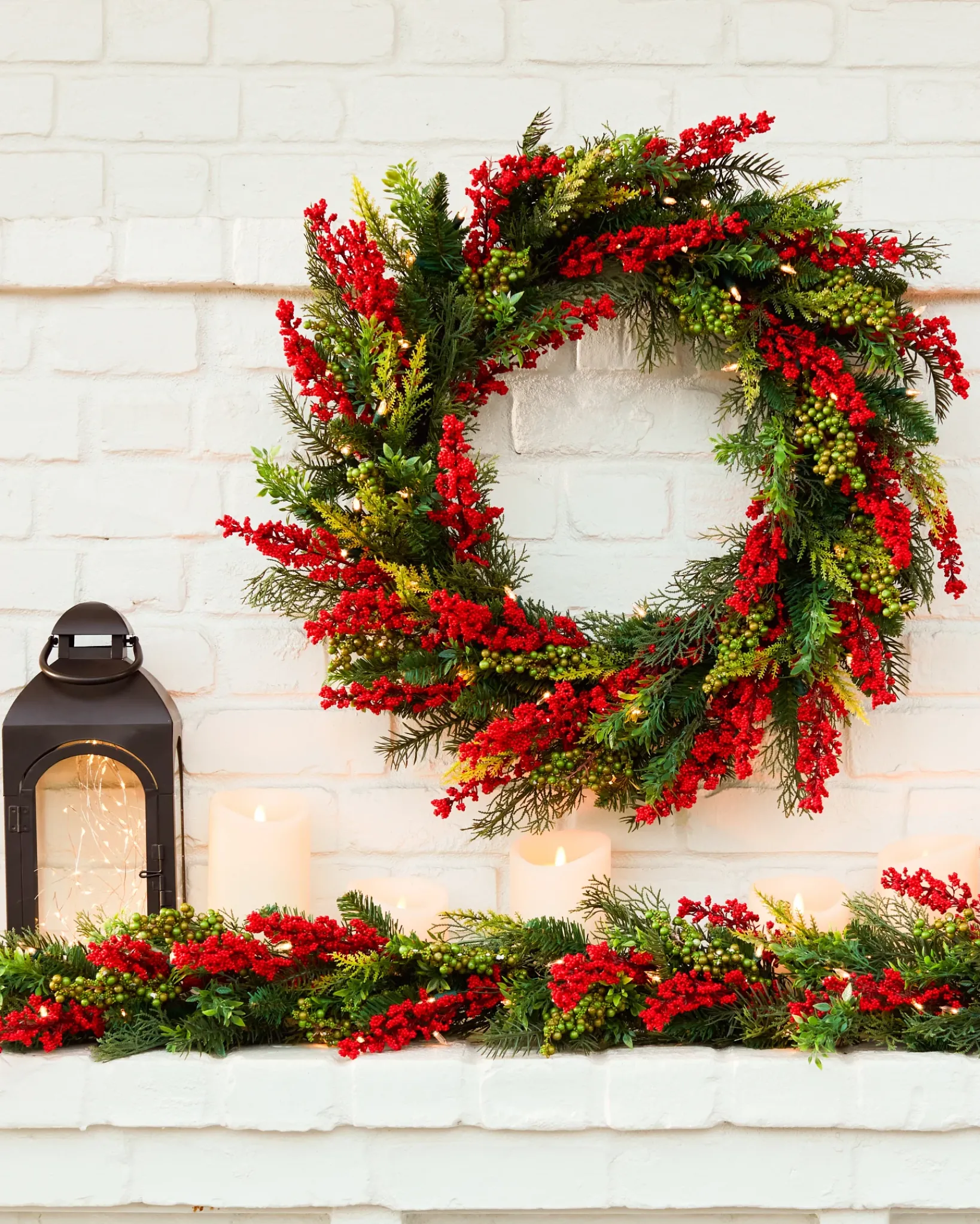 Clearance Outdoor Berry Burst Foliage 26 - 28 Inch|Pre-Lit