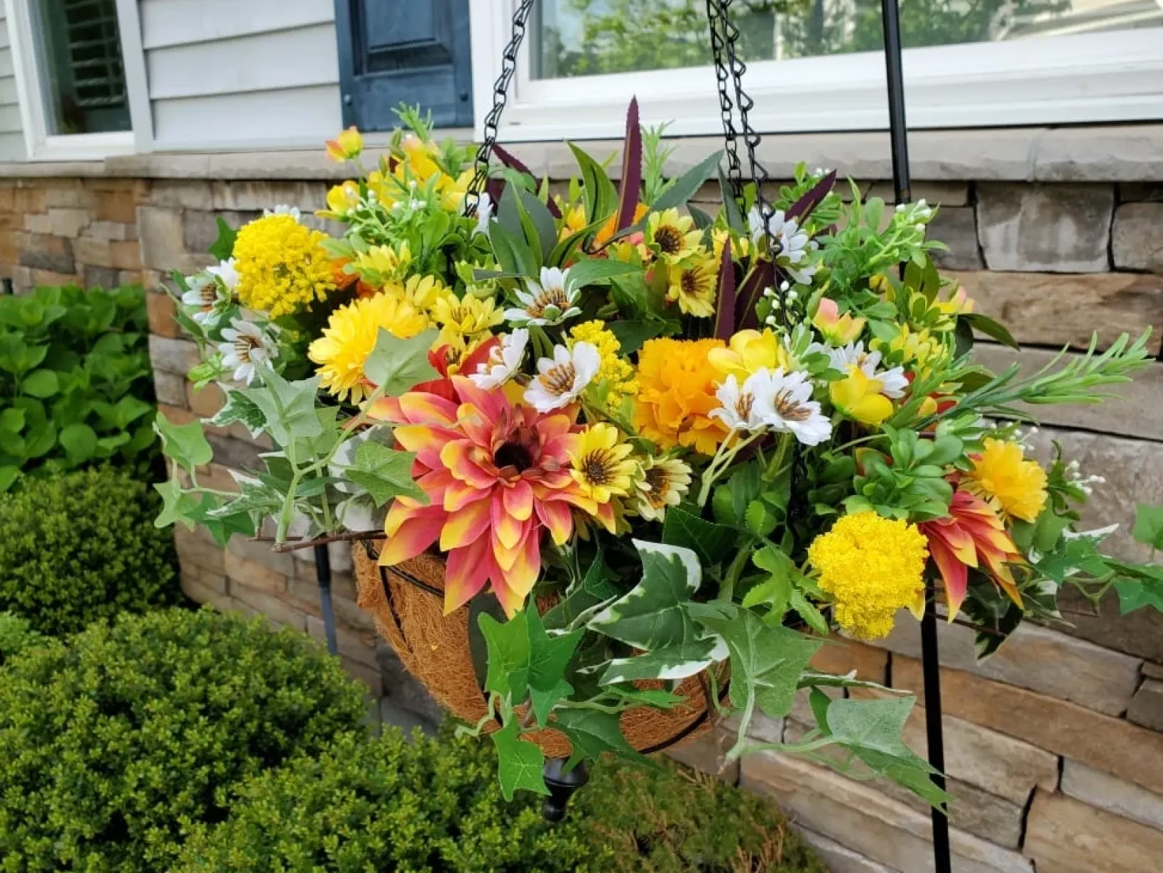 Hot Outdoor Sunrise Dahlia Foliage Garlands|Swags & Hanging Baskets