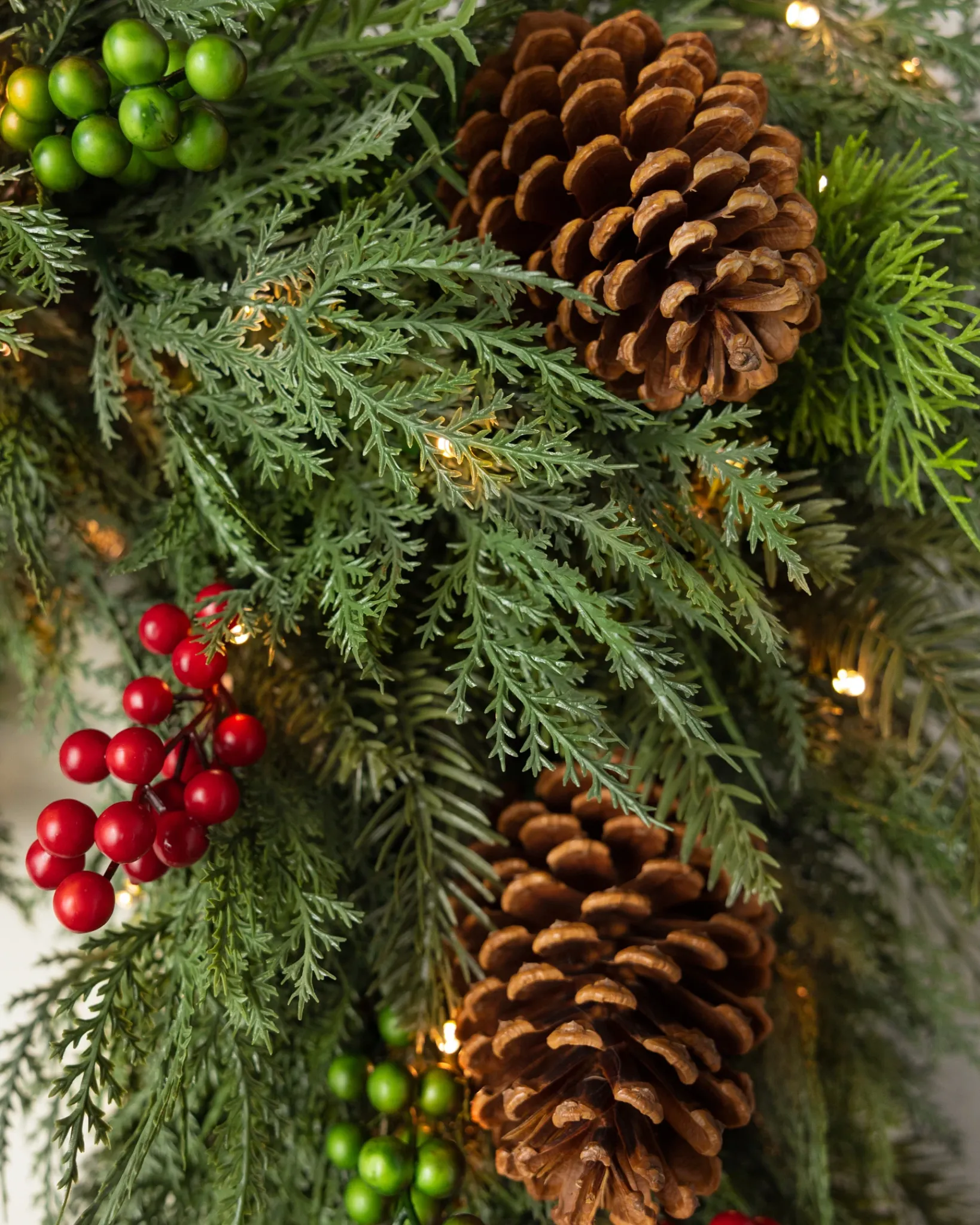 New Outdoor Winter Evergreen Foliage 18 - 24 Inch|Pre-Lit