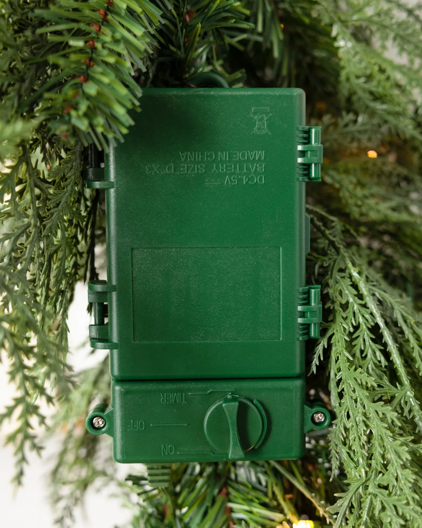 New Outdoor Winter Evergreen Foliage 18 - 24 Inch|Pre-Lit