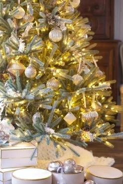 Hot Sanibel Spruce Trees 7 - 7.5 Feet|Pre-Lit