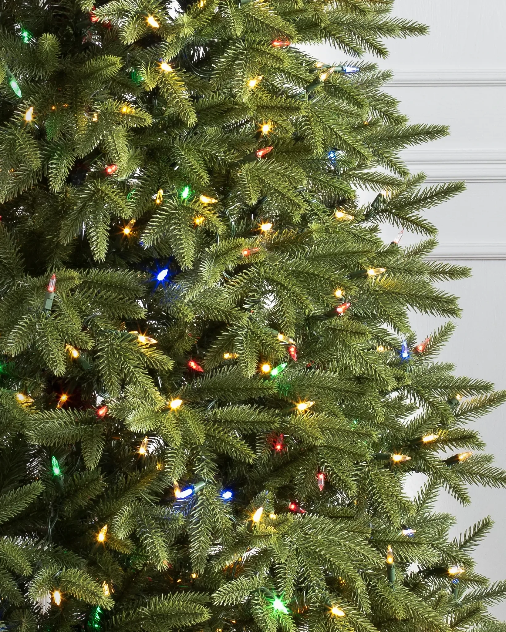 New Silverado Slim® Trees 7 - 7.5 Feet|Pre-Lit