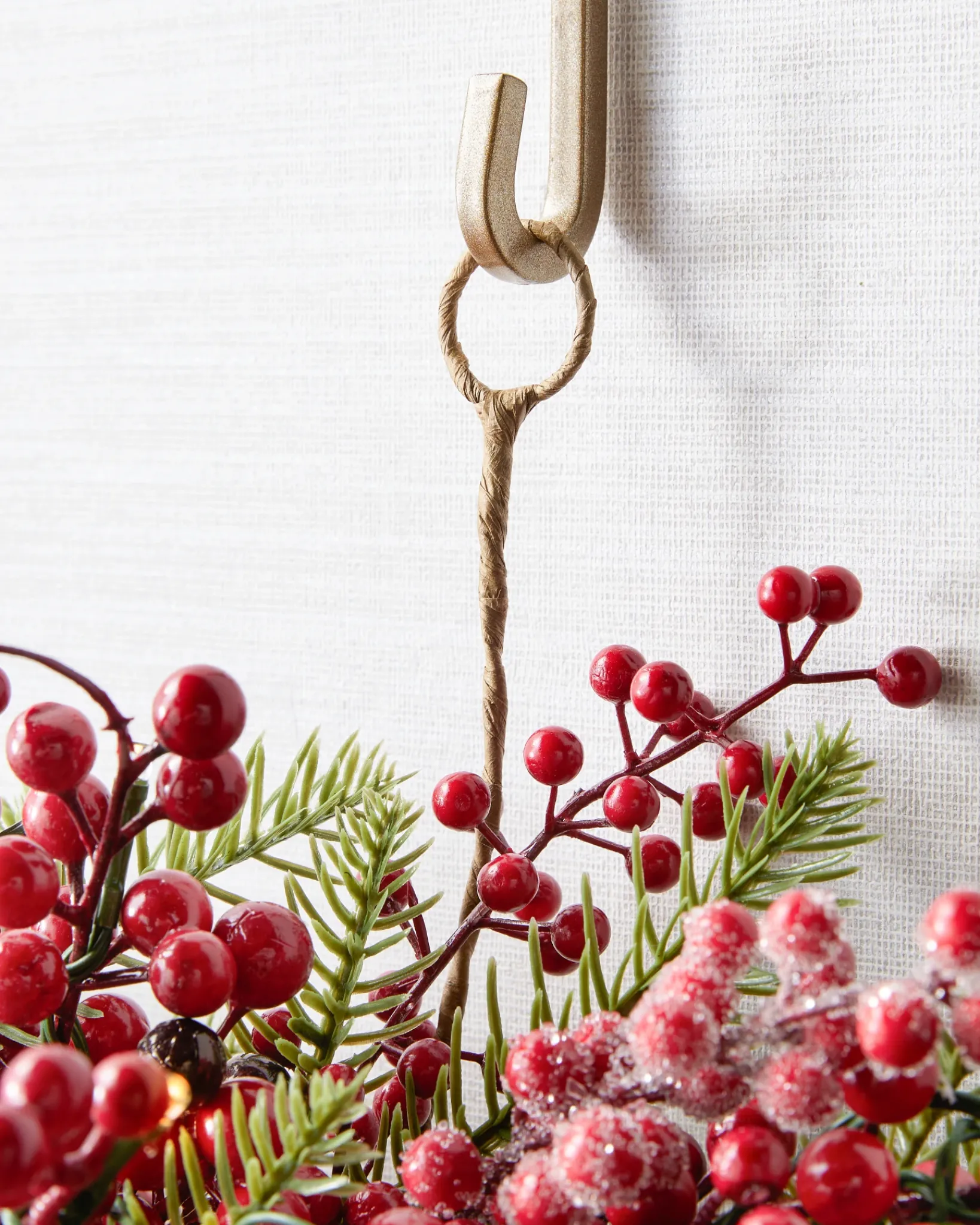 New Sugared Berry Foliage 26 - 28 Inch|Indoor