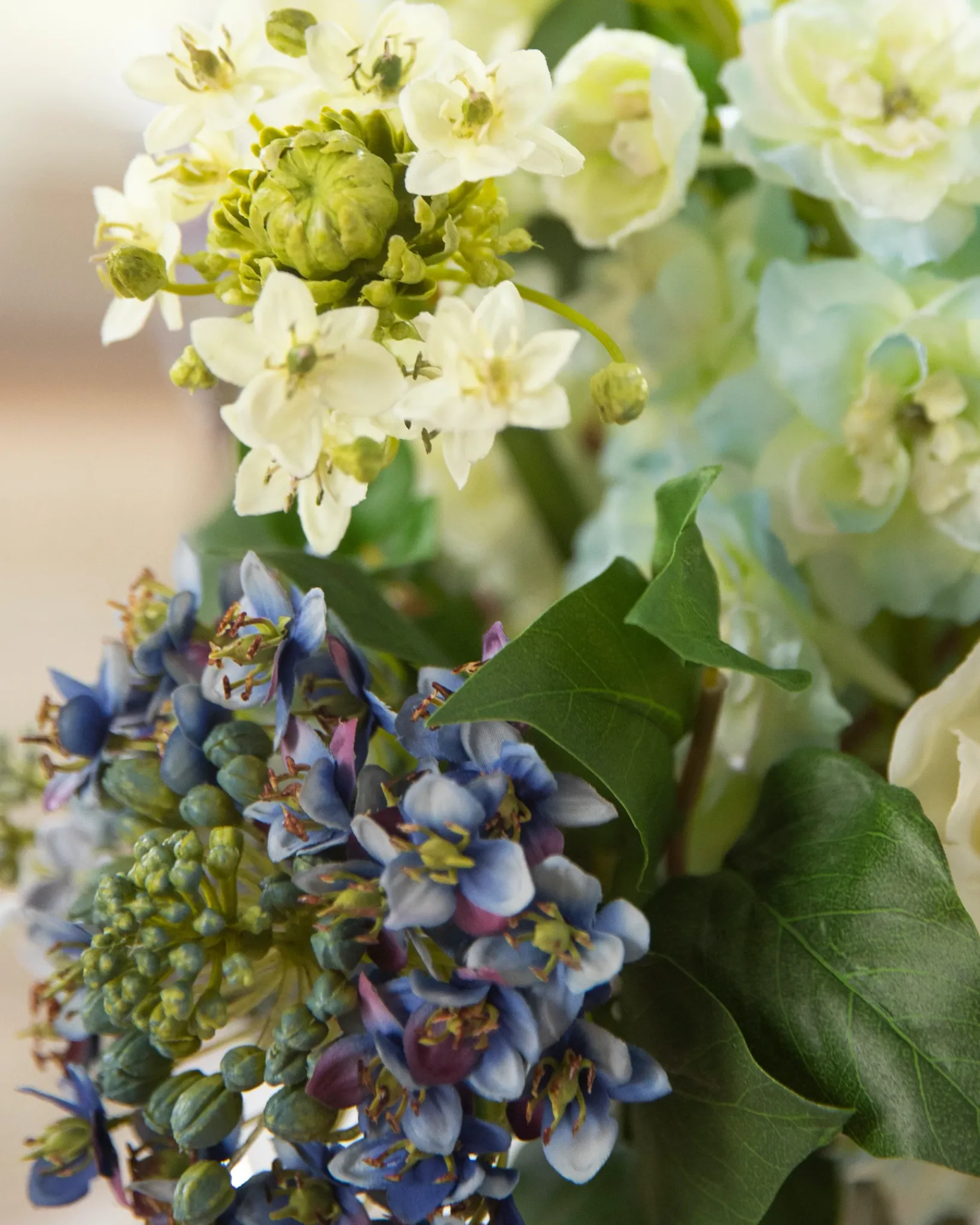 Online Viola Flower Foliage Flower Arrangements
