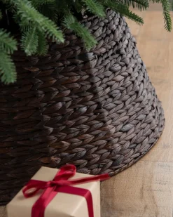 Sale Woven Christmas Tree Collars Skirts & Collars