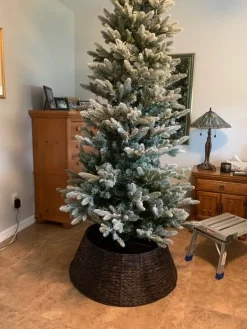 Sale Woven Christmas Tree Collars Skirts & Collars